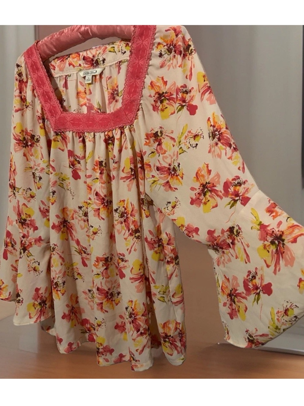 Pioneer Woman Top L Pink Floral Silky Lace Trim Peasant Shirt Blouse Size Large